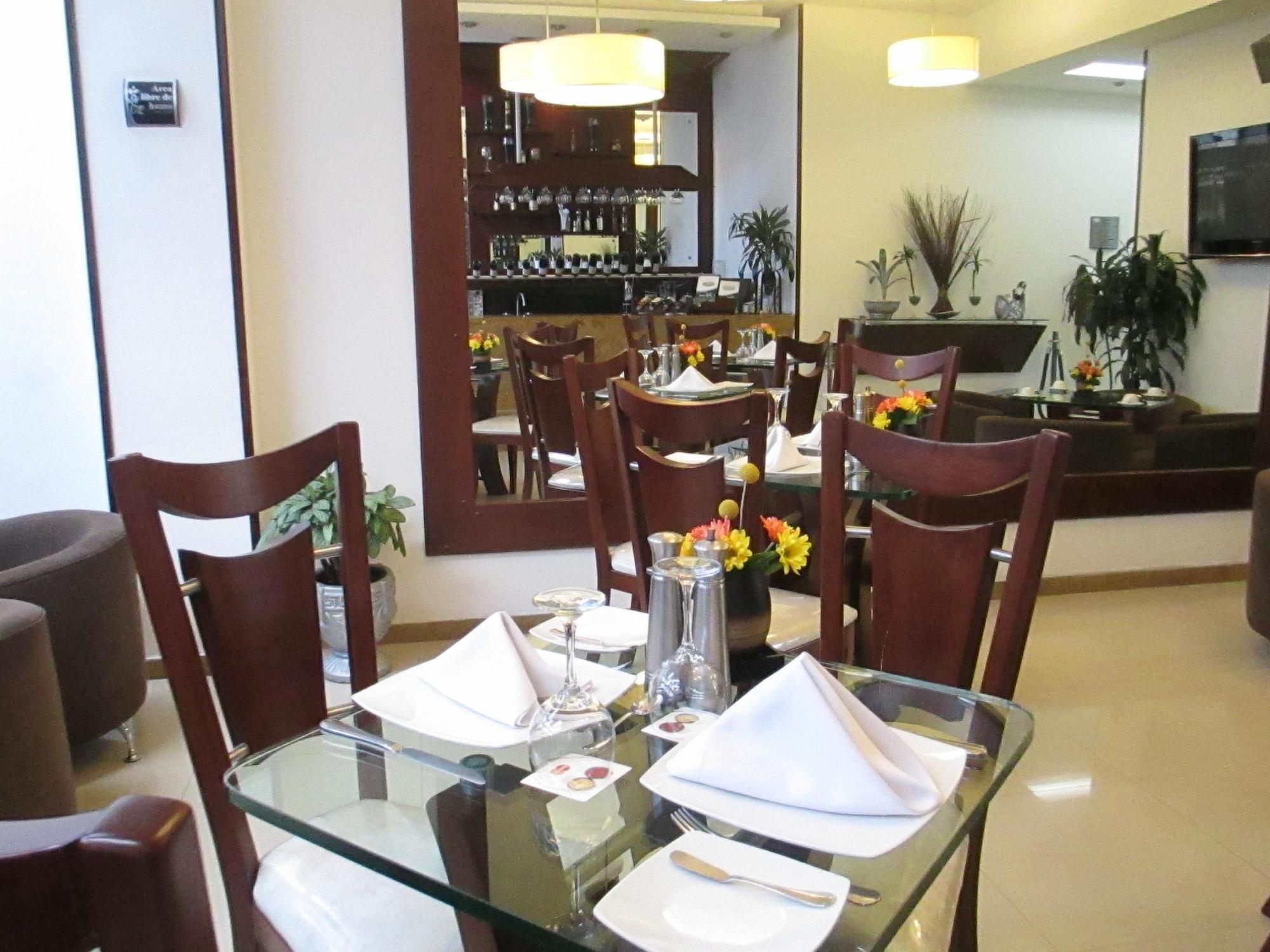 Hotel Platinum Suite Богота Екстер'єр фото